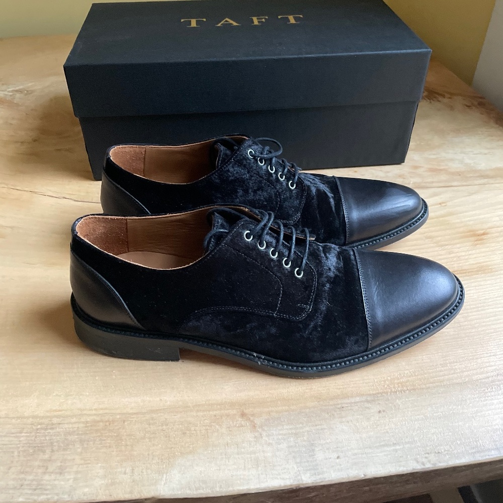 Taft Jack Shoe Black Velour